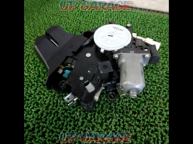 Price down *For some reason/Sold as is *Genuine LEXUS (Lexus) LS460/USF40 early model genuine trunk motor
+
easy closer motor set-05