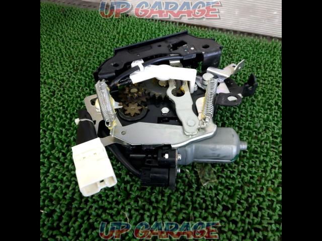 Price down *For some reason/Sold as is *Genuine LEXUS (Lexus) LS460/USF40 early model genuine trunk motor
+
easy closer motor set-06