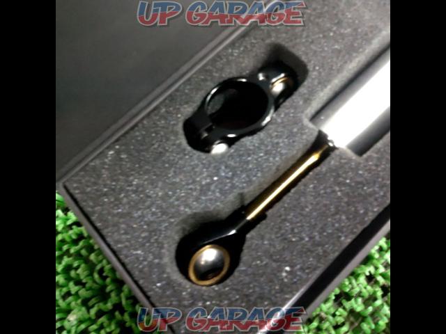 Unknown Manufacturer
Steering damper + bracket
ZZR1400 / ZX-14R
2006-2020-03