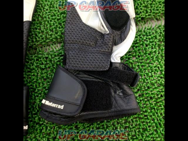 BMW
Leather Gloves
Pro
Sport3-05