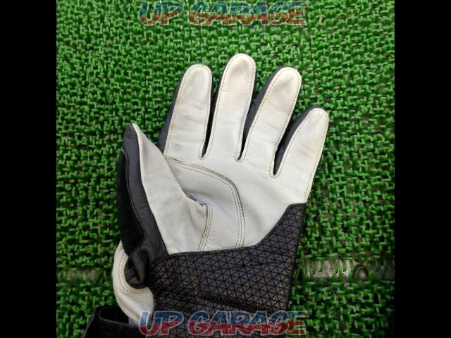 BMW
Leather Gloves
Pro
Sport3-07