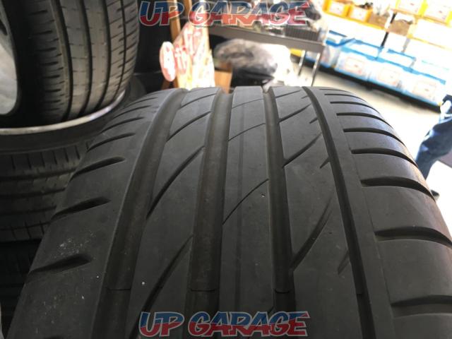 WORK Lanvec LM1 + MAXXIS VICTRA SPORT 5-03