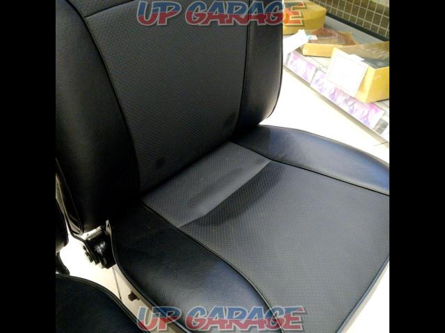 Nissan
510
Bluebird
Coupe genuine reclining seat-03