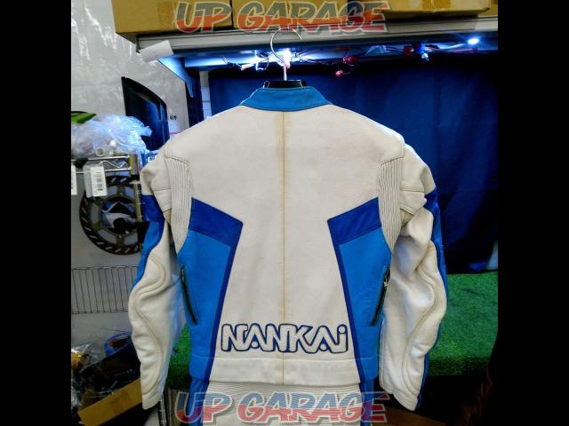 2 sizes: STOP
RIDER
Separate racing suit
[Price Cuts]-09