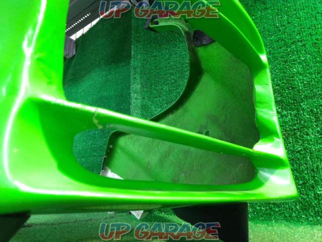 [GPZ900R] manufacturer unknown
FRP upper cowl
*The lower part of the louver is bent.-08