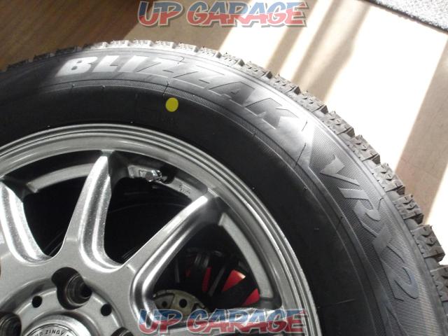  with new tires 
INTER
MILANO
LCZ
010
+
BRIDGESTONE
BLIZZAK
VRX2
Noah Voxy Esquire Stepwagon etc.
[Price Cuts]-06