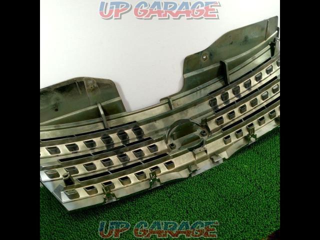 Price reduced C25/Serena/late NISSAN genuine front grill-07