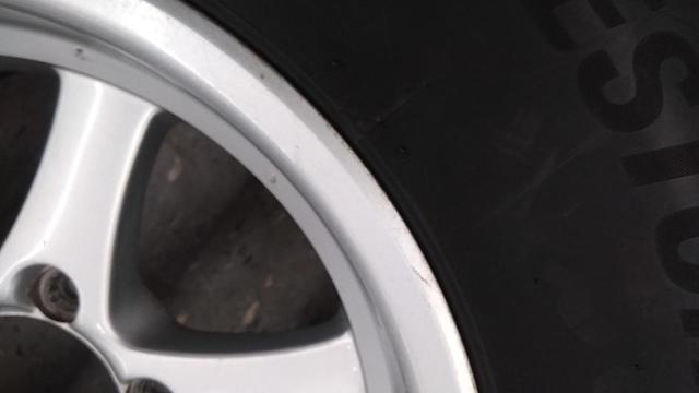 Unknown Manufacturer
6-spoke wheel
+
BRIDGESTONE
BLIZZAK
DM-V3
[Price Cuts]-04