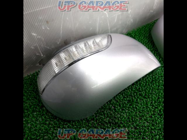  Price cut  Nissan (NISSAN)
Livina
Genuine door mirror cover
With turn signal lens-02