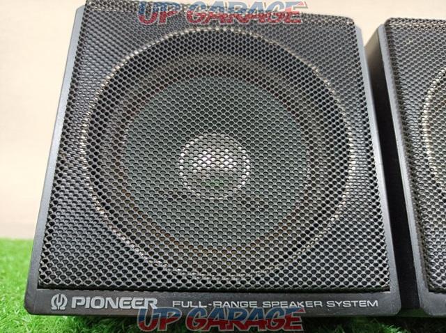 PIONEER
Lonesome cowboy
S-X1
small stationary speaker-02