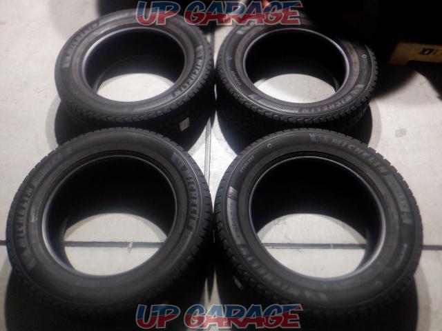 Separate address warehouse storage/Please take time to check inventory.Set of 4 MICHELIN
X-ICE
SNOW
SUV-02