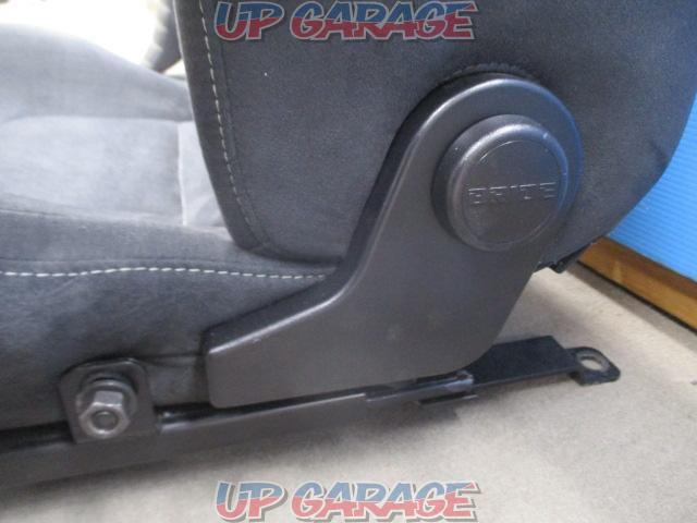 TRD (tea Earl Dee)
Sports seat (for driver's seat)
Hiace/200 series (up to 6th generation)-04
