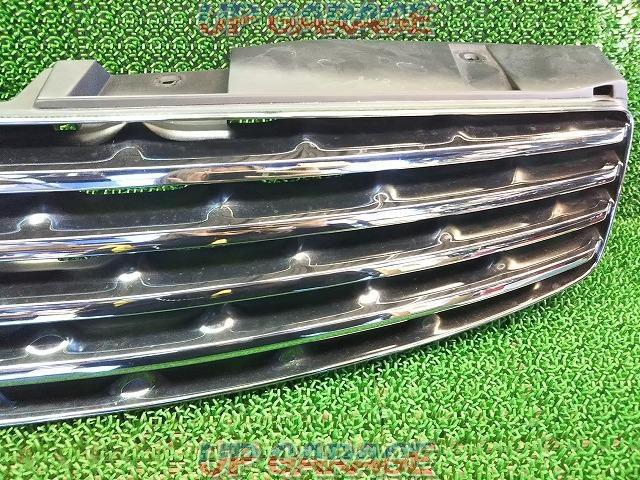Price reduced! NISSAN
Skyline coupe
V35
Previous period
Genuine
Front grille-04