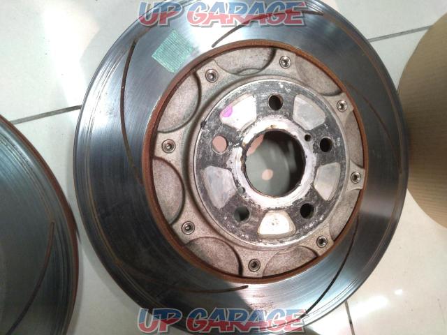 Toyota
Genuine caliper/rotor front and rear set-10