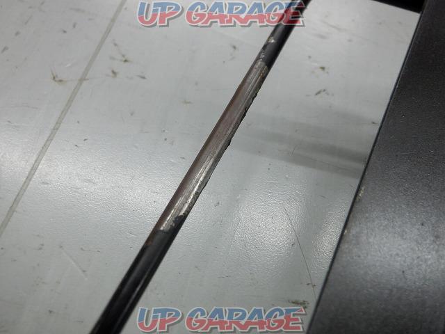 □ price cut
driving side only
RH Manufacturer unknown
Seat rail-10