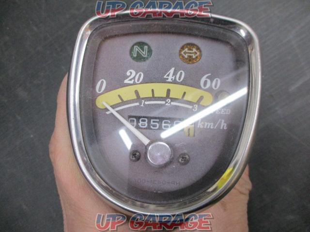 HONDA genuine speedometer
Cub C50 removed-08