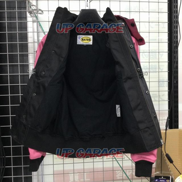Fake leather jacket
Size: Ladies S-02