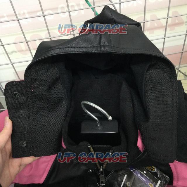 Fake leather jacket
Size: Ladies S-09