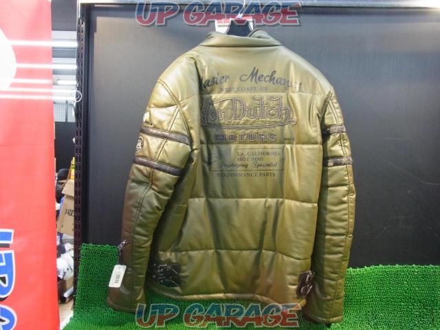 Wakeari
XL size
VonDutch
MOTORS
Winter jacket (synthetic leather part included)
*For autumn/winter-06