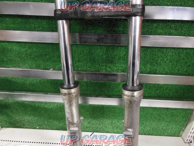 HONDA genuine
Front fork
Three-pronged fork
Set
GB250
Clubman (early model) removed-03