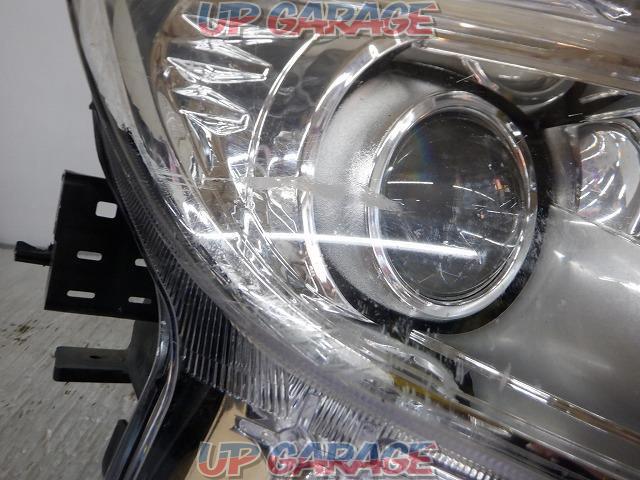 ◇Price reduced!◇Only the right side is genuine Nissan
LED
Headlight-03