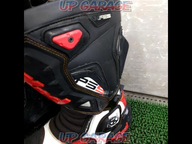 Size 40 (25.0cm)
Xpd
XP5S racing boots-02