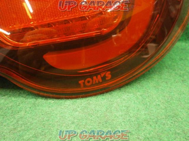 Out of print TOM’S
LED tail lens
86 / ZN6
Part number 81500-TZN60-04