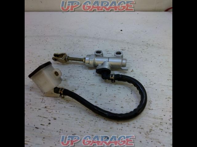 [Generic] manufacturer unknown
Rear brake master cylinder Chinese parts in stock!!-03