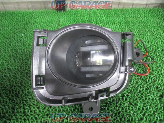〇 We lowered prices 〇
Unknown Manufacturer
Fog lights with daylight-02
