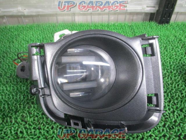 〇 We lowered prices 〇
Unknown Manufacturer
Fog lights with daylight-03