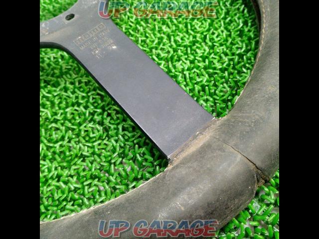  Price Cuts  MOMO
Kyabarino
Cavallino
3-spoke leather steering wheel
TYP
C35-07