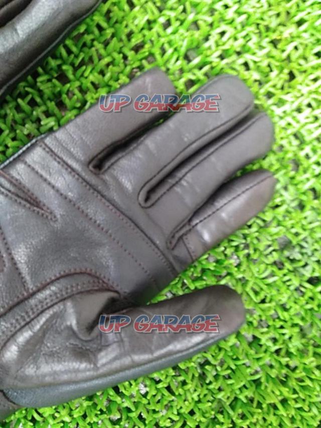 SizeWMGOLDWIN
GSM 16557
Leather Gloves
Brown
Right and left-04