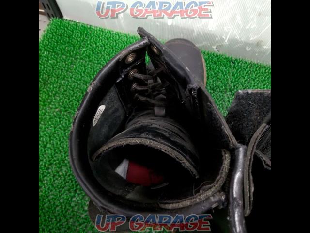  has been price cut 
AVIREX
AV2100
YAMATO
Leather boots
Size: 28cm-07