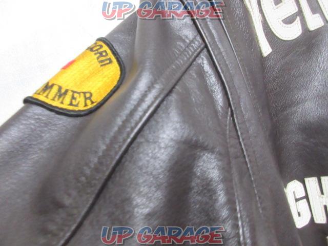 YeLLOW
CORN
Leather jacket
(X01090)-09