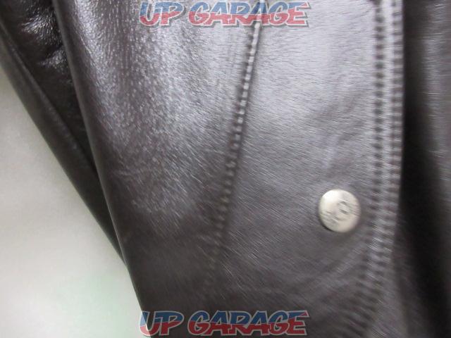 YeLLOW
CORN
Leather jacket
(X01090)-10