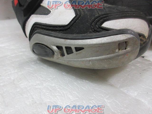 FORMA
ICE
Racing boots
(X01477)-03