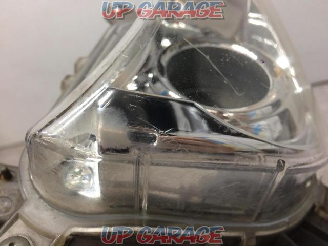 LEXUS
GSE20
IS
Early genuine HID fog lens
Right and left-06