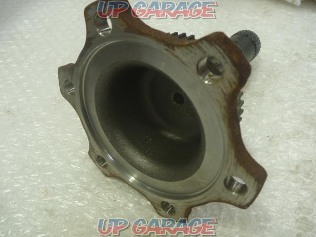 NISSAN (Nissan)
Genuine side flange
2 pieces
[Fairlady Z / Z33]
*For normal differential*-07