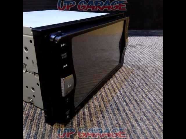 daihatsu genuine
NHZP-W63D(NVH-0528ZY
7 type 2DIN wide
CD / DVD / 4x4 Digital Terrestrial TV / Bluetooth-03
