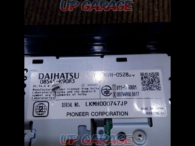 daihatsu genuine
NHZP-W63D(NVH-0528ZY
7 type 2DIN wide
CD / DVD / 4x4 Digital Terrestrial TV / Bluetooth-07