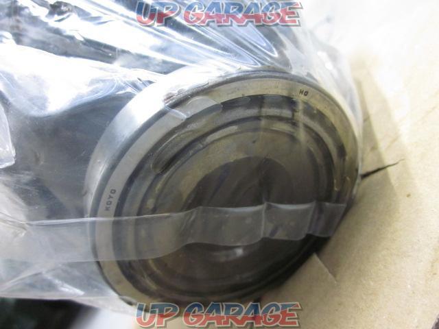 Toyota
200 series Hiace 6 type genuine open differential
Rear-04