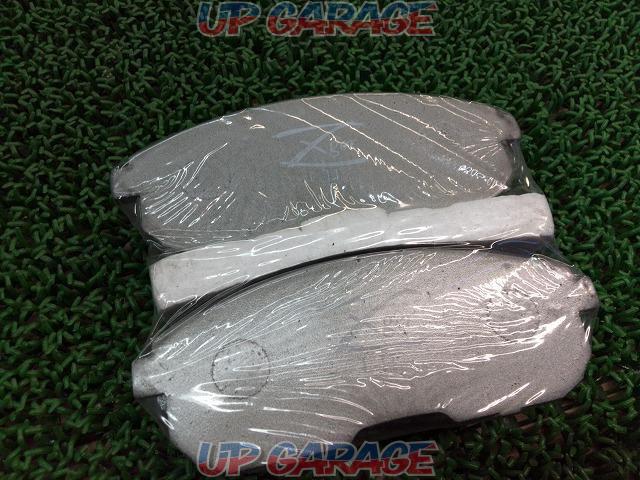 Price reduced! winmaxZger
SPORTS
219
Front brake pads for Silvia/S13, 180SX/RPS13-03
