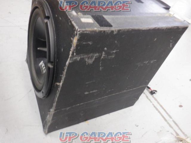 VCCS
Subwoofer with BOX-06