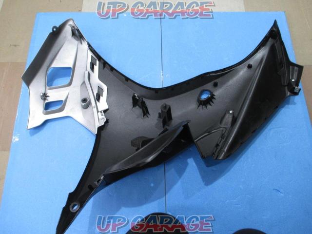 SUZUKIGSX-R125 genuine side cowl
Right and left-04