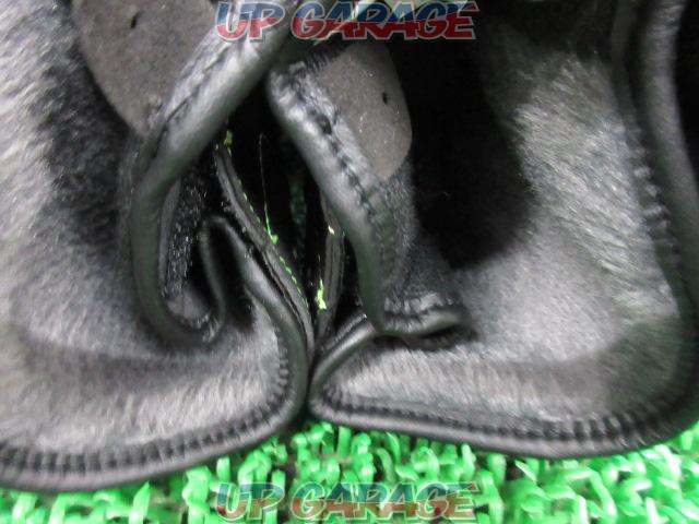 elf
ELG-9282
Comody Dee Long Gloves
Protection against cold
Windbreak
Waterproof
L size-03
