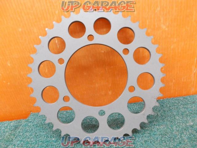 Product number: 17609H
AFAM (Afamu)
Hard anodized
Rear sprocket
42T
520 for chain
Kawasaki system-02