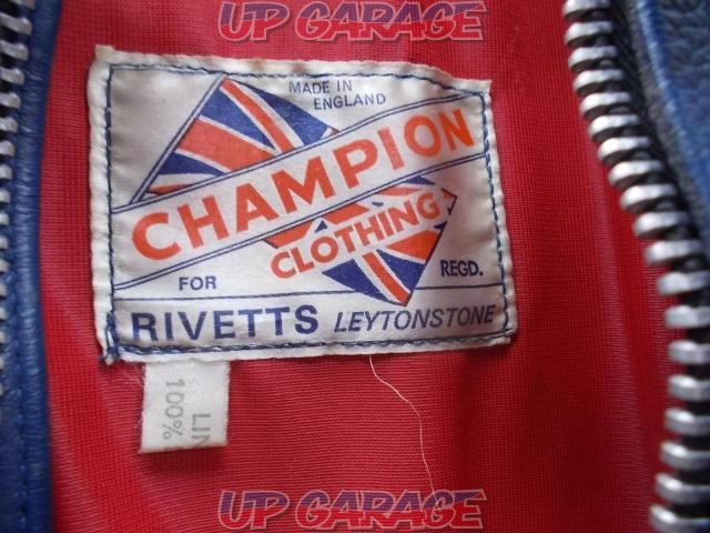 Size: Unknown
CHAMPION
RIVETTS
Leather suits-04