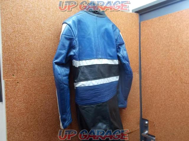Size: Unknown
CHAMPION
RIVETTS
Leather suits-07