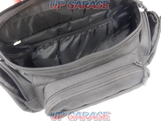 HenlyBegins
Waist Bag
DH-735
Capacity: 5L-05