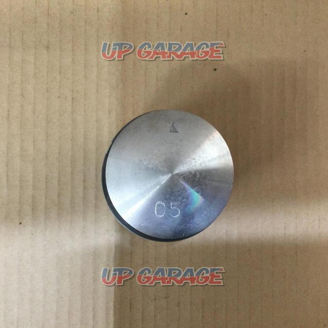 Genuine piston + ring (oversize 0.5)
RM80?-02